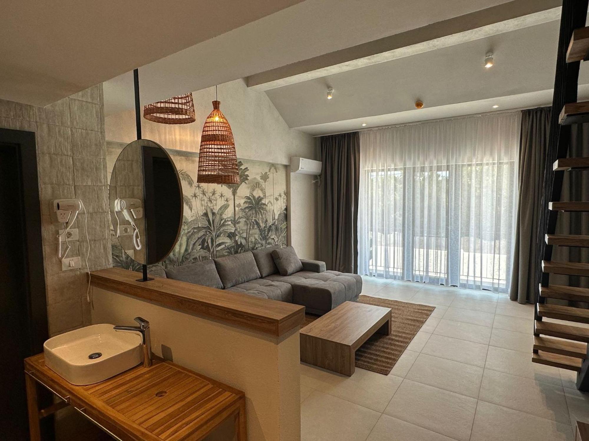 Hotel Luuma à Două Mai Extérieur photo