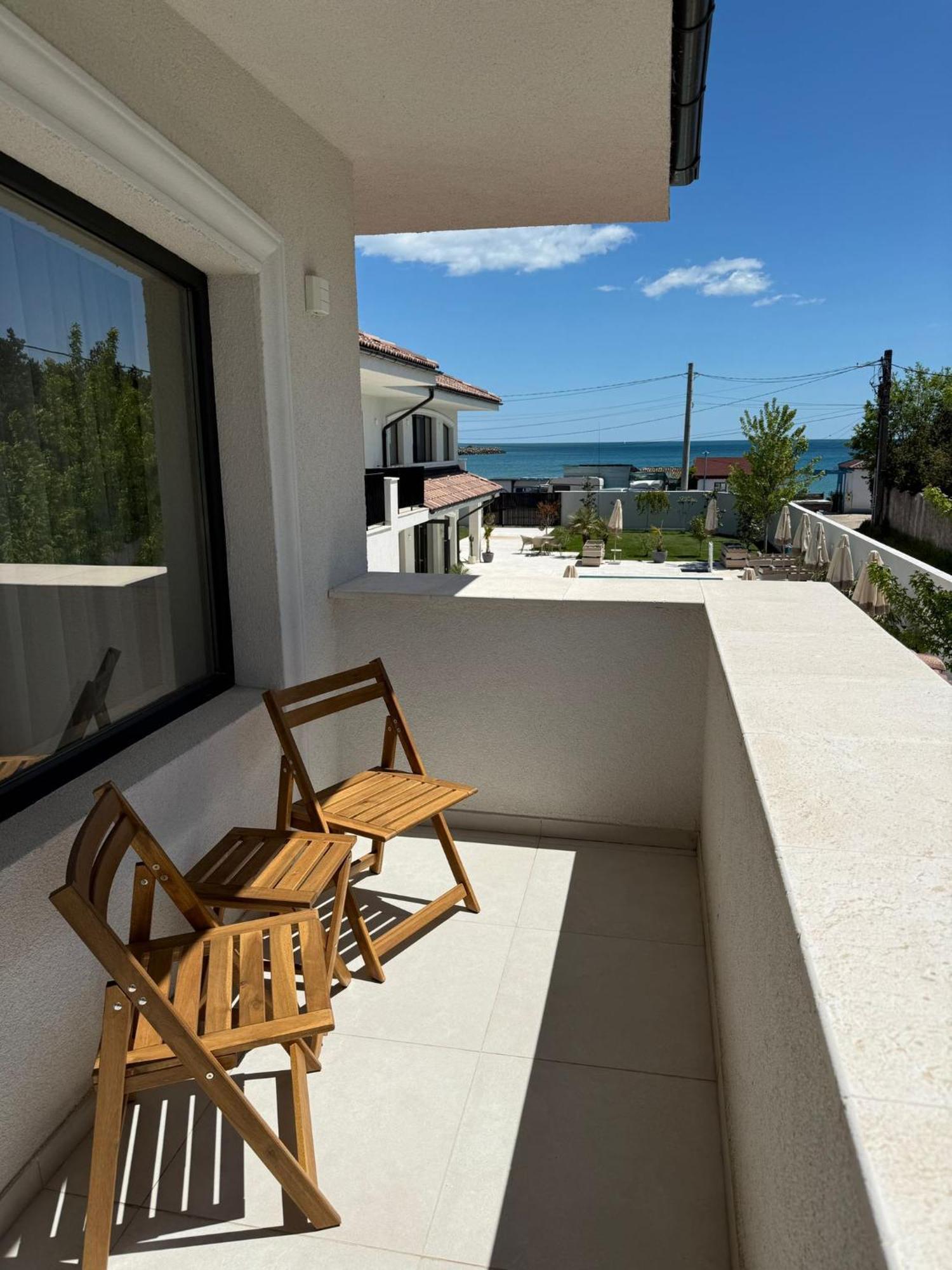 Hotel Luuma à Două Mai Extérieur photo