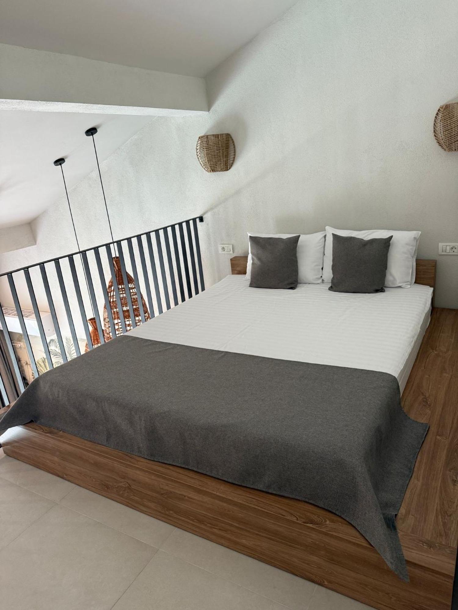 Hotel Luuma à Două Mai Extérieur photo