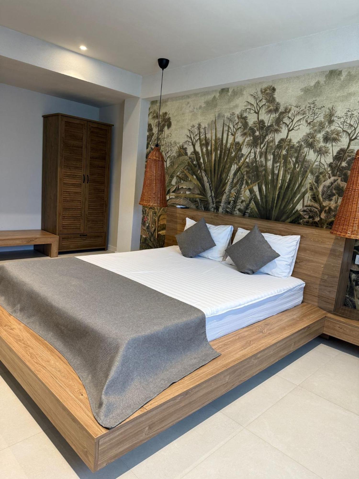 Hotel Luuma à Două Mai Extérieur photo
